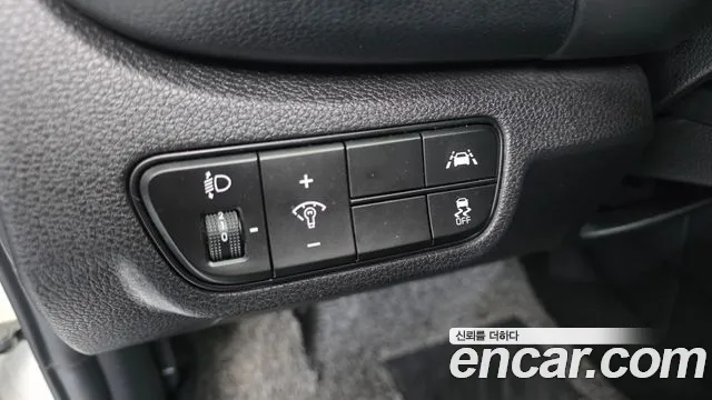 Kia Seltos — Фото автомобиля 30
