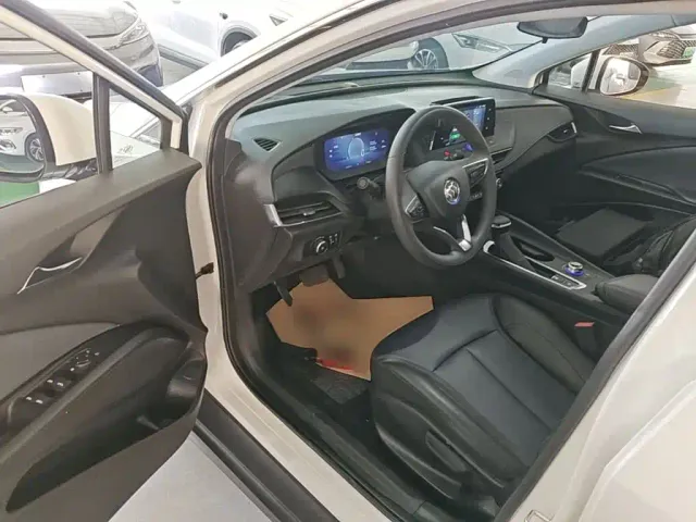 Buick Velite 6 — Фото автомобиля 15
