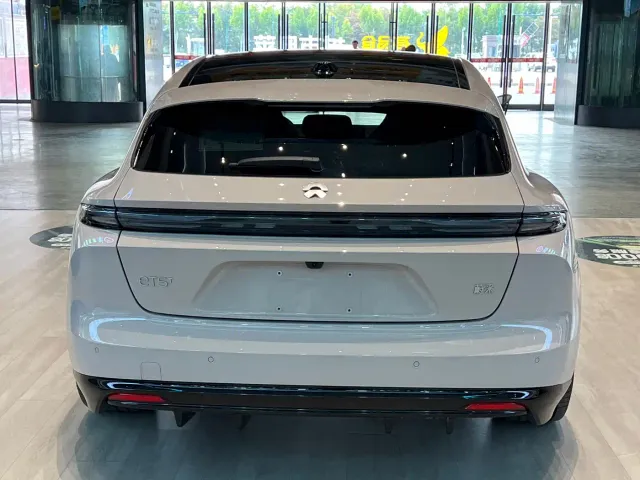 Nio ET5 Touring — Фото автомобиля 5