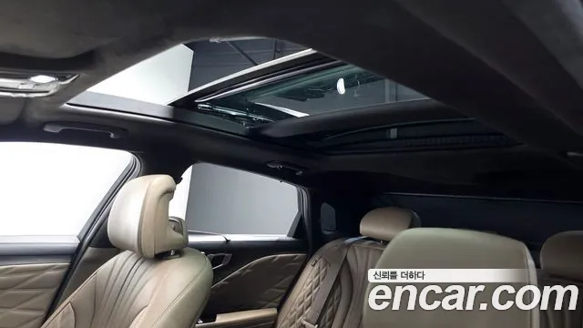 Kia K8 Hybrid — Фото автомобиля 22