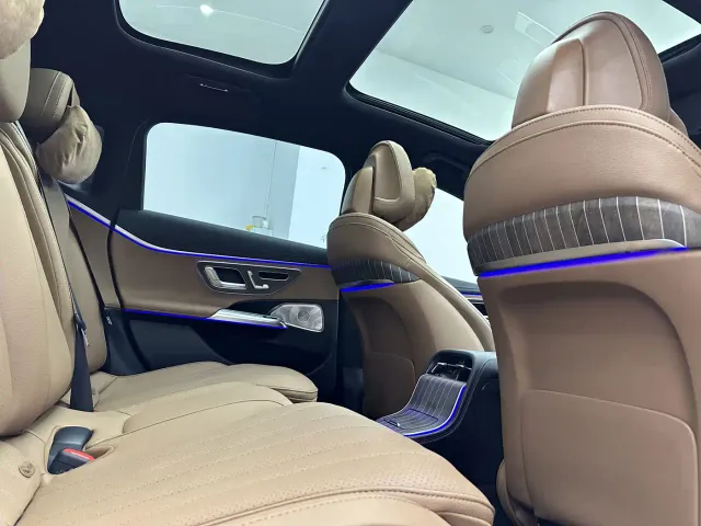 Mercedes-Benz E-Class — Фото автомобиля 15