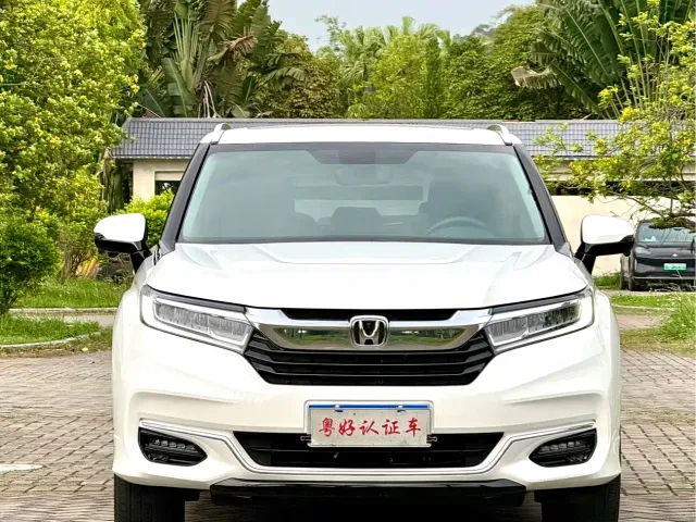 Honda Avancier — Фото автомобиля 3