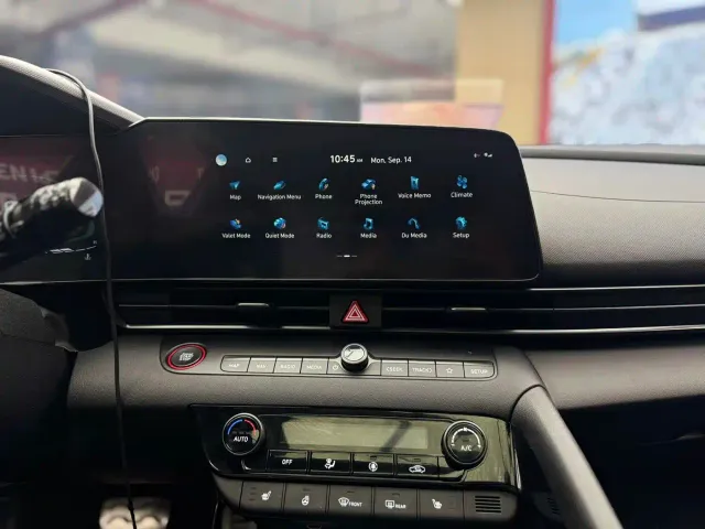Hyundai Elantra — Фото автомобиля 14
