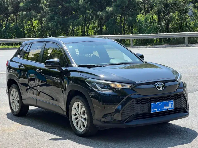 Toyota Frontlander — Фото автомобиля 3