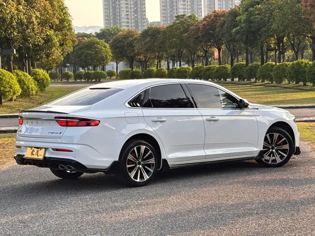 Geely Xingrui — Фото автомобиля 4