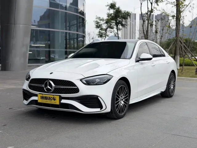Фотография автомобиля — Mercedes-Benz C-Class