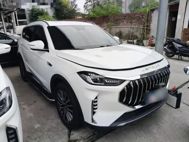 Jetour X70 Plus — Фото автомобиля 3