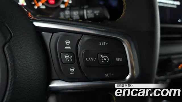 Jeep Wrangler Wrangler (JL) 2.0 Sahara Power Top 4 двери — Фото автомобиля 13