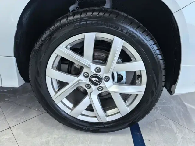 Jetta VS7 — Фото автомобиля 6