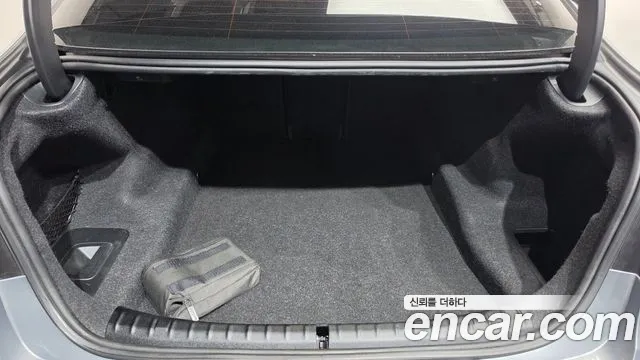 BMW 5 Series G30 — Фото автомобиля 20
