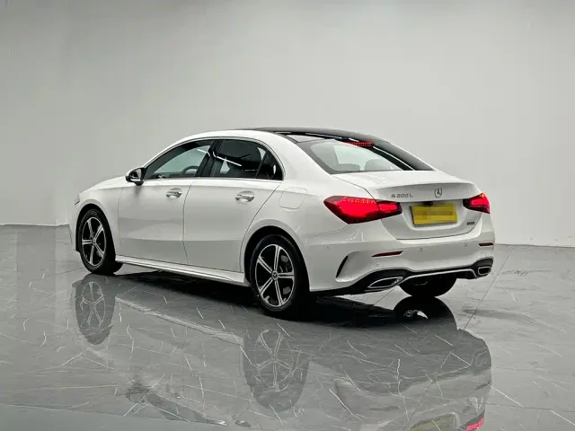 Mercedes-Benz A-Class — Фото автомобиля 4