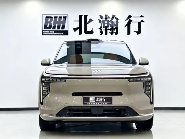IM Motors LS8 — Фото автомобиля 2