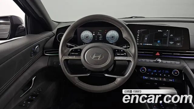 Hyundai Avante CN7 — Фото автомобиля 12