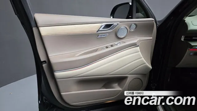 Genesis GV80 — Фото автомобиля 13
