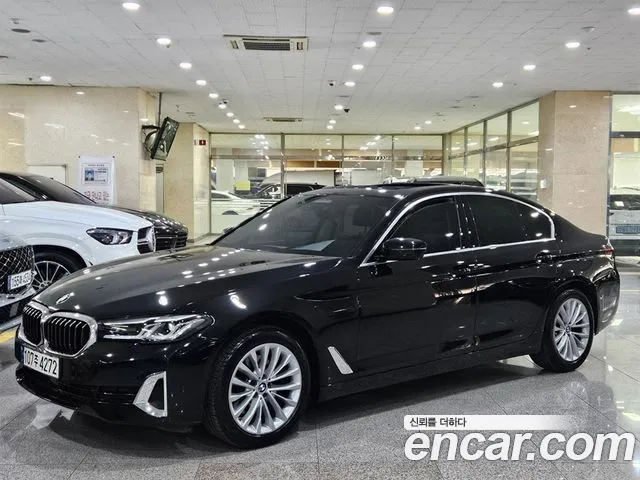 Фотография автомобиля — BMW 5 Series G30