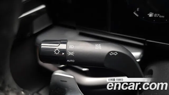 Hyundai Grandeur GN7 — Фото автомобиля 30