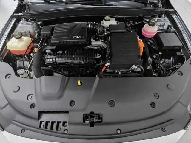 BYD Qin PLUS — Фото автомобиля 6
