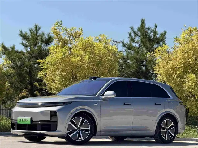 Фотография автомобиля — Li Auto L7