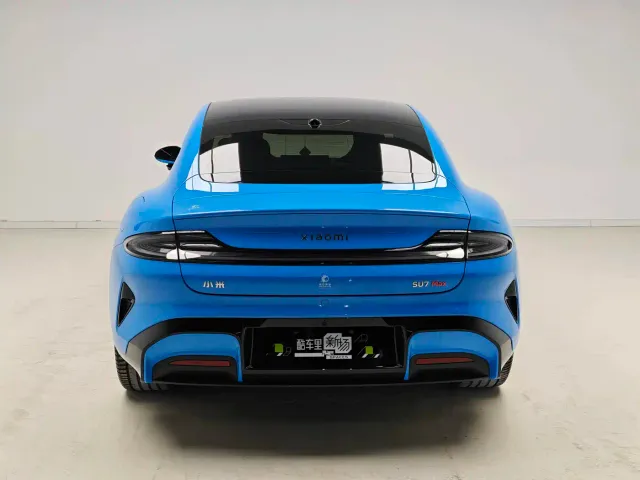 Xiaomi SU7 — Фото автомобиля 5