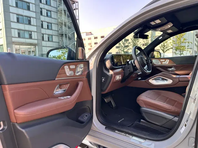 Mercedes-Benz GLS-Class — Фото автомобиля 9