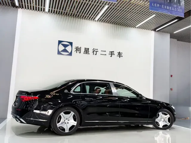 Mercedes-Benz Maybach S-Class — Фото автомобиля 11