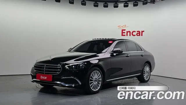 Фотография автомобиля — Mercedes-Benz E-Class W213