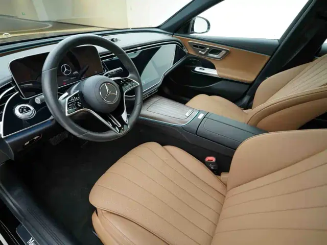 Mercedes-Benz E-Class — Фото автомобиля 8