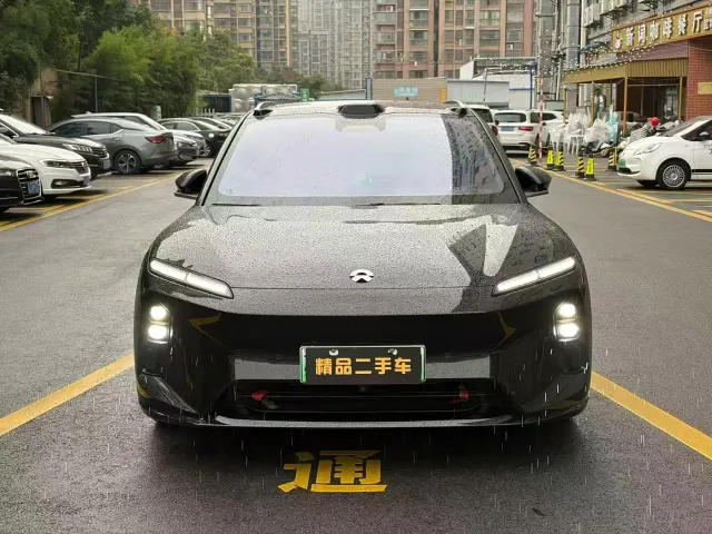 Nio ET5 Touring — Фото автомобиля 2