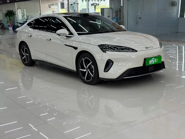 BYD Seal 07 DM-i — Фото автомобиля 3