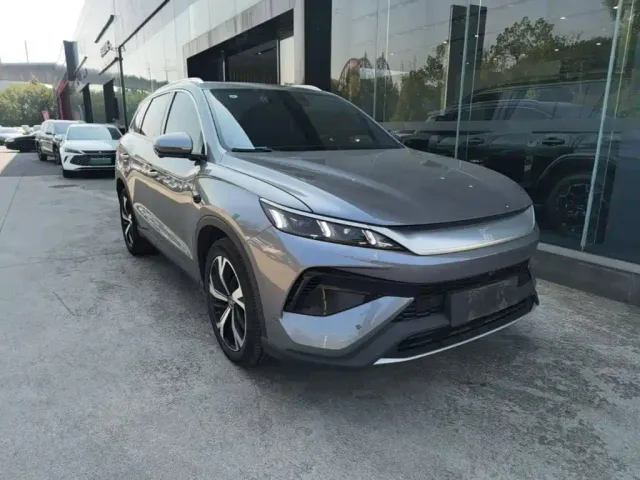 BYD Song Pro — Фото автомобиля 3