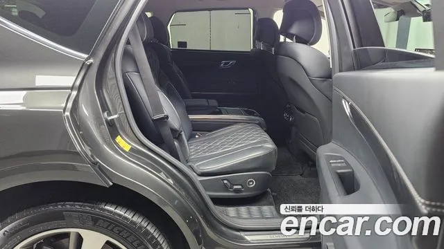 Genesis GV80 — Фото автомобиля 16