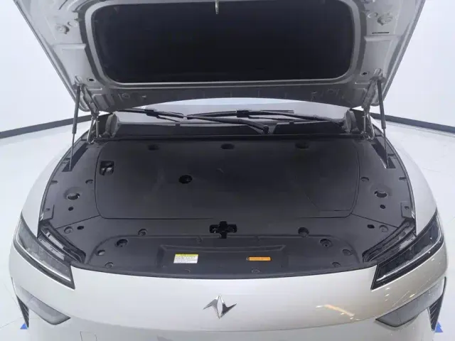 Dongfeng eπ 007 — Фото автомобиля 10