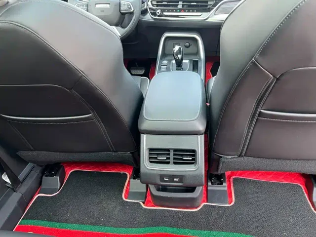 Haval H6 — Фото автомобиля 16