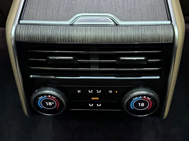 Land Rover Range Rover — Фото автомобиля 15