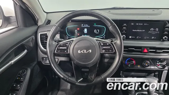 Kia Seltos — Фото автомобиля 22
