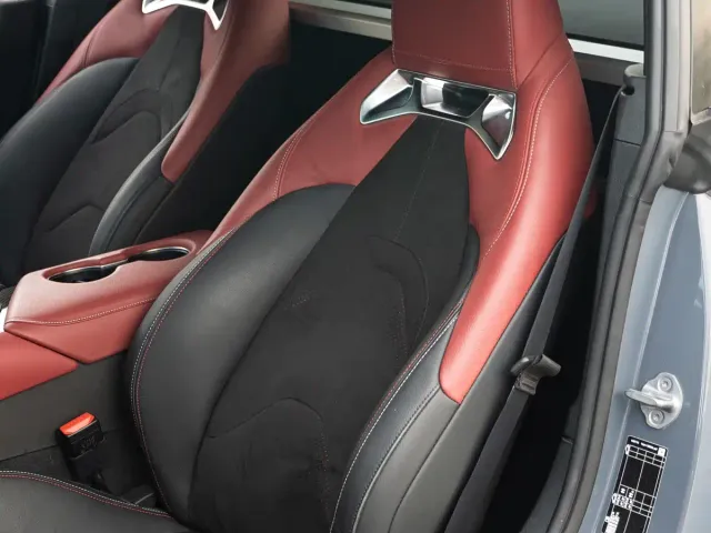 Toyota Supra — Фото автомобиля 7