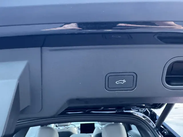 Geely Boyue L — Фото автомобиля 13
