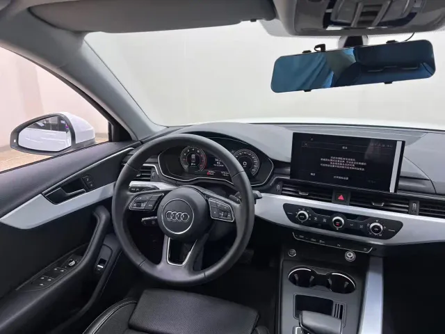 Audi A4L — Фото автомобиля 29