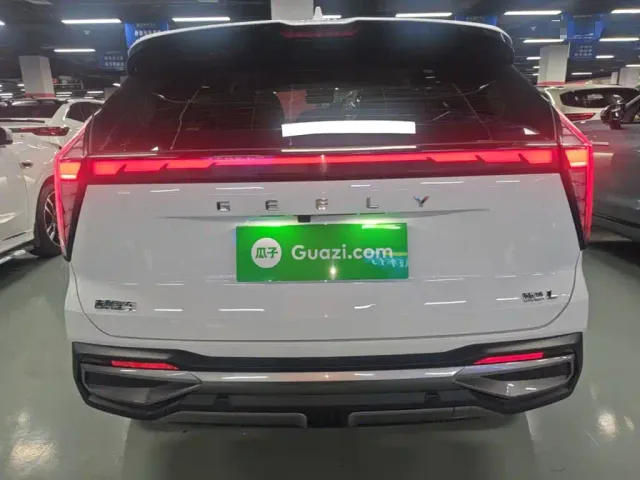 Geely Boyue L — Фото автомобиля 5