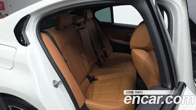 BMW 3-Series 3 серия (G20) 320i M Sport — Фото автомобиля 11