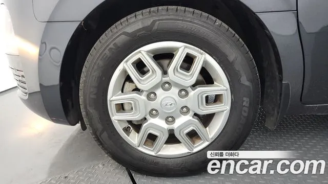 Hyundai Staria Staria Tourer 11 мест — Фото автомобиля 5