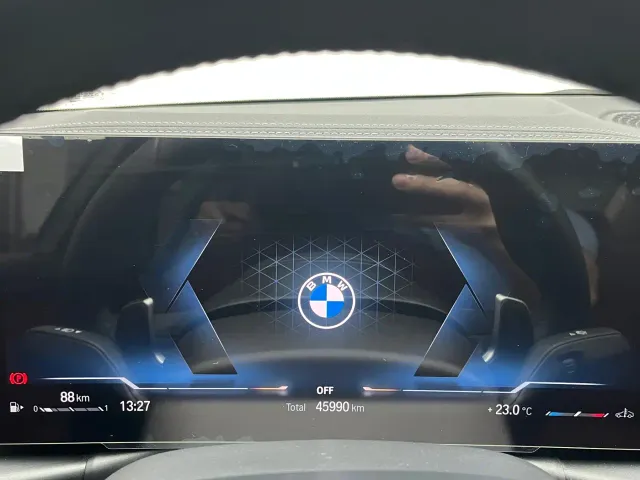 BMW 3 Series — Фото автомобиля 10