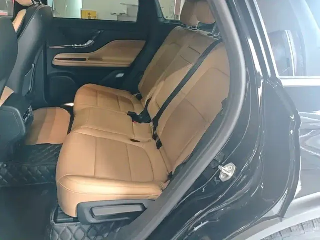 Lincoln Corsair — Фото автомобиля 16