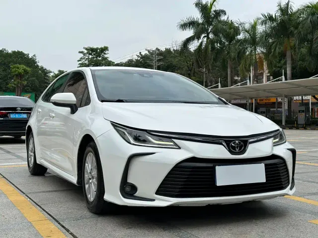 Toyota Corolla — Фото автомобиля 3