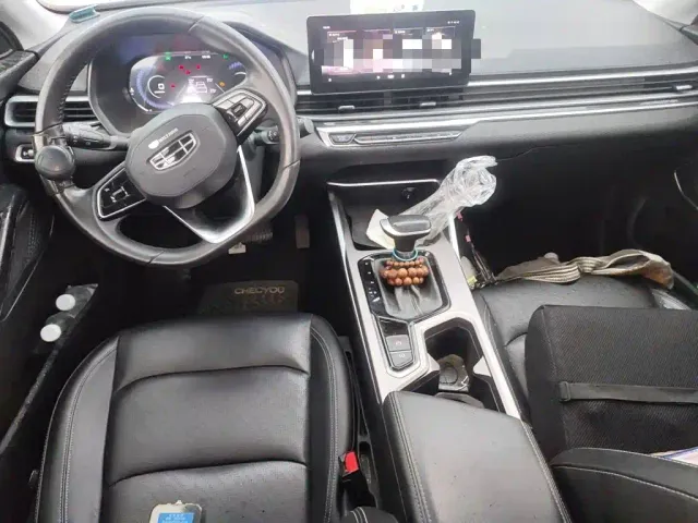 Geely Emgrand — Фото автомобиля 5
