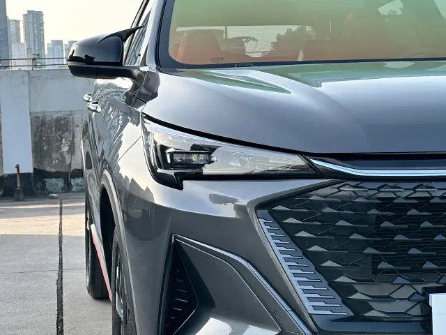 Changan X5 Plus — Фото автомобиля 4