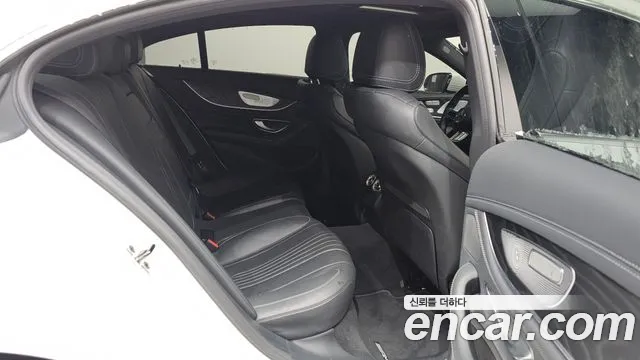Mercedes-Benz CLS-Class — Фото автомобиля 12