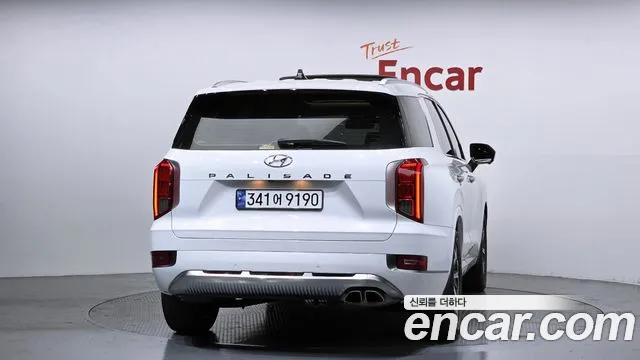 Hyundai Palisade Palisade Дизель 2.2 2WD — Фото автомобиля 3