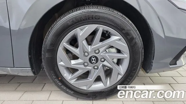 Hyundai Avante CN7 — Фото автомобиля 6