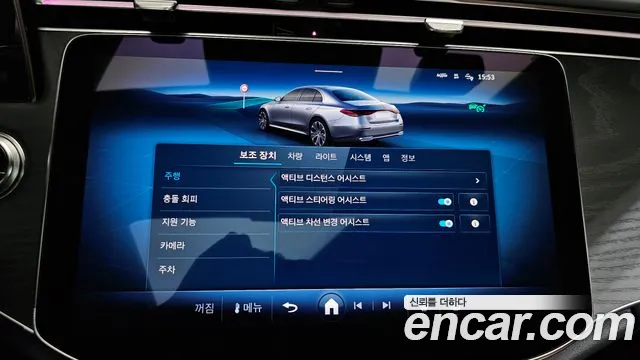 Mercedes-Benz E-Class — Фото автомобиля 17